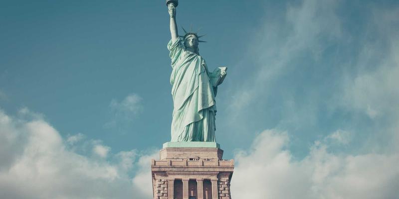 搜索引擎与人工智能的融合：大语言模型如何重塑信息检索与搜索体验